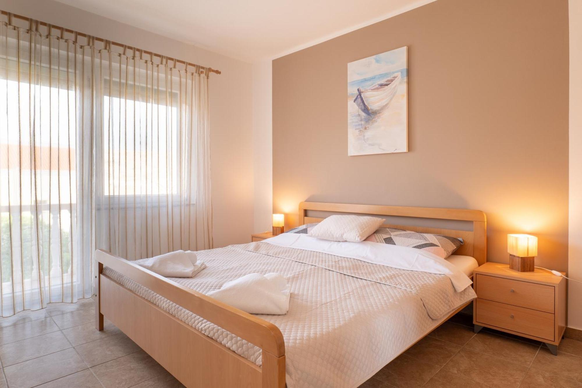 Apartment Wish - Two Bedrooms With 2 Ac Renewed Pag Town Exterior foto